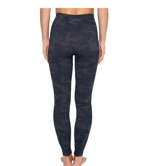 SPANX Leggings Look at Me Now Seamless Charcoal Camo Leggings M - Picture 2 of 2